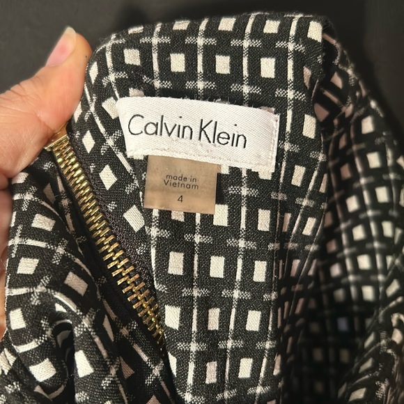 Black and white patterned dress - Calvin Klein - Size 4 - Picture 3 of 5